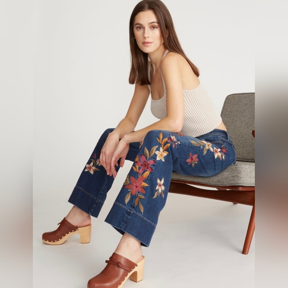 Driftwood Wide Leg Crop Jeans Charlee Embroidered Flowers Size 32 - Picture 1 of 12